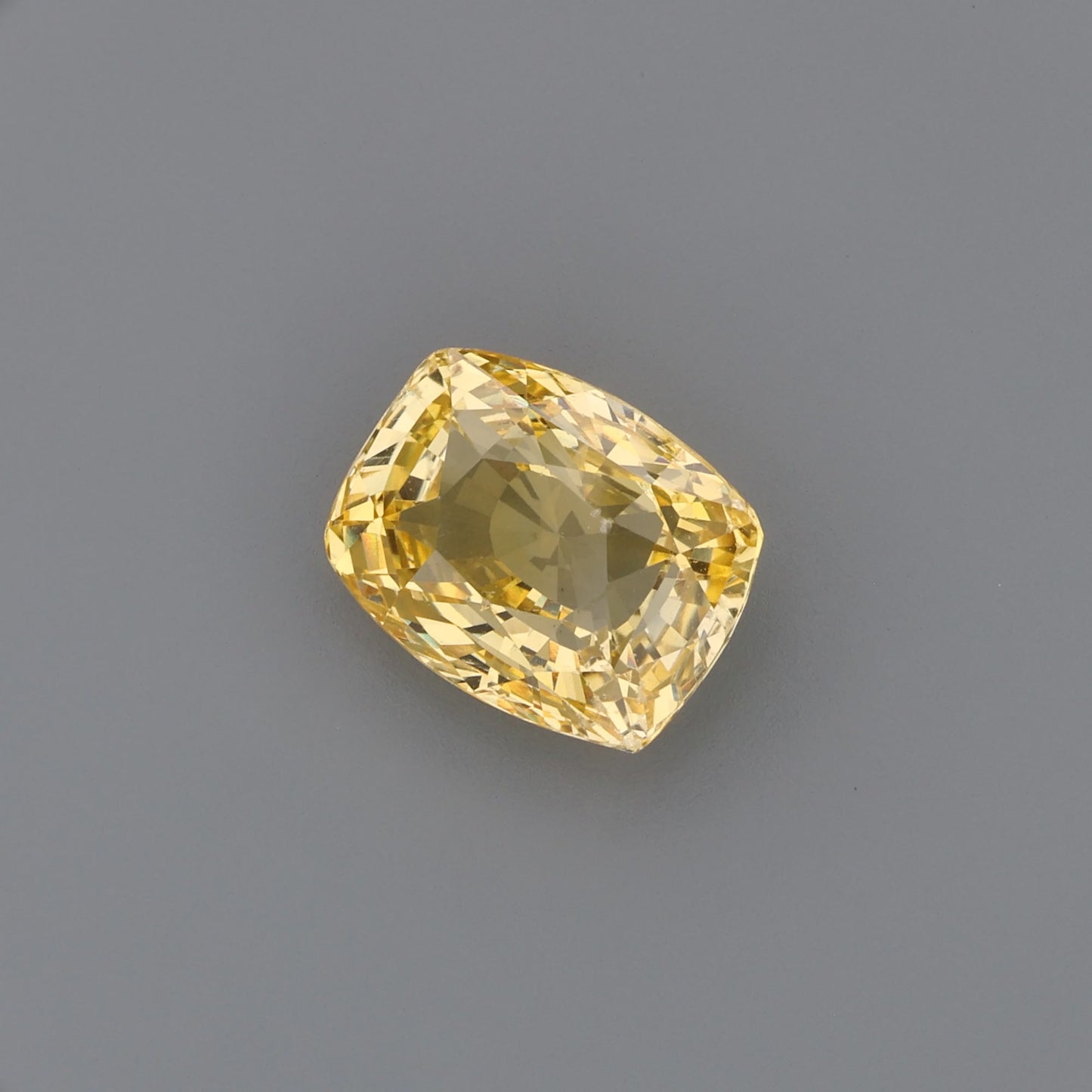 Stunning Lemon Yellow Sapphire Gemstone - Exceptional Cushion Cut Brilliance
