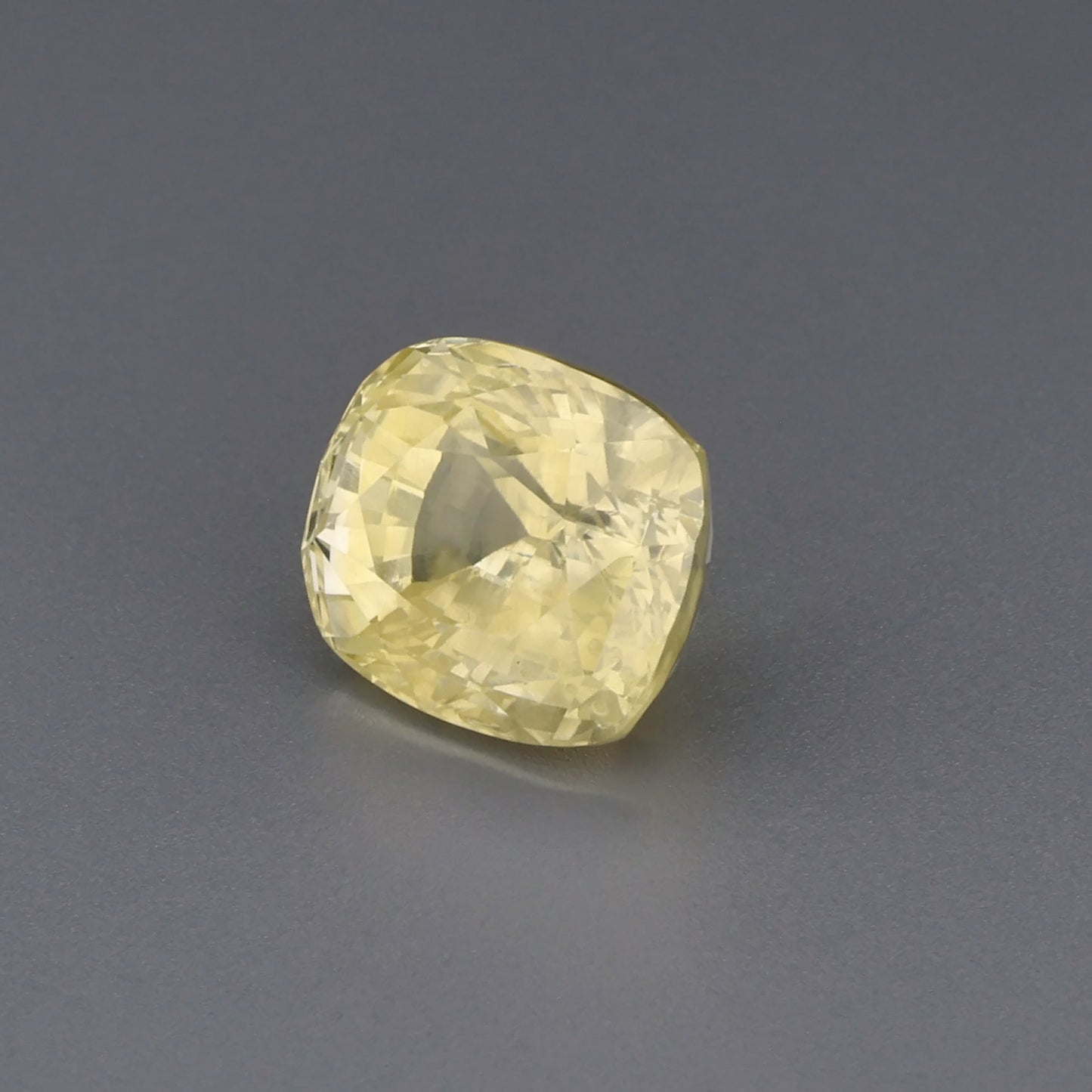 Oval Cut Yellow Sapphire Gemstone - Excellent Brilliance & Durability