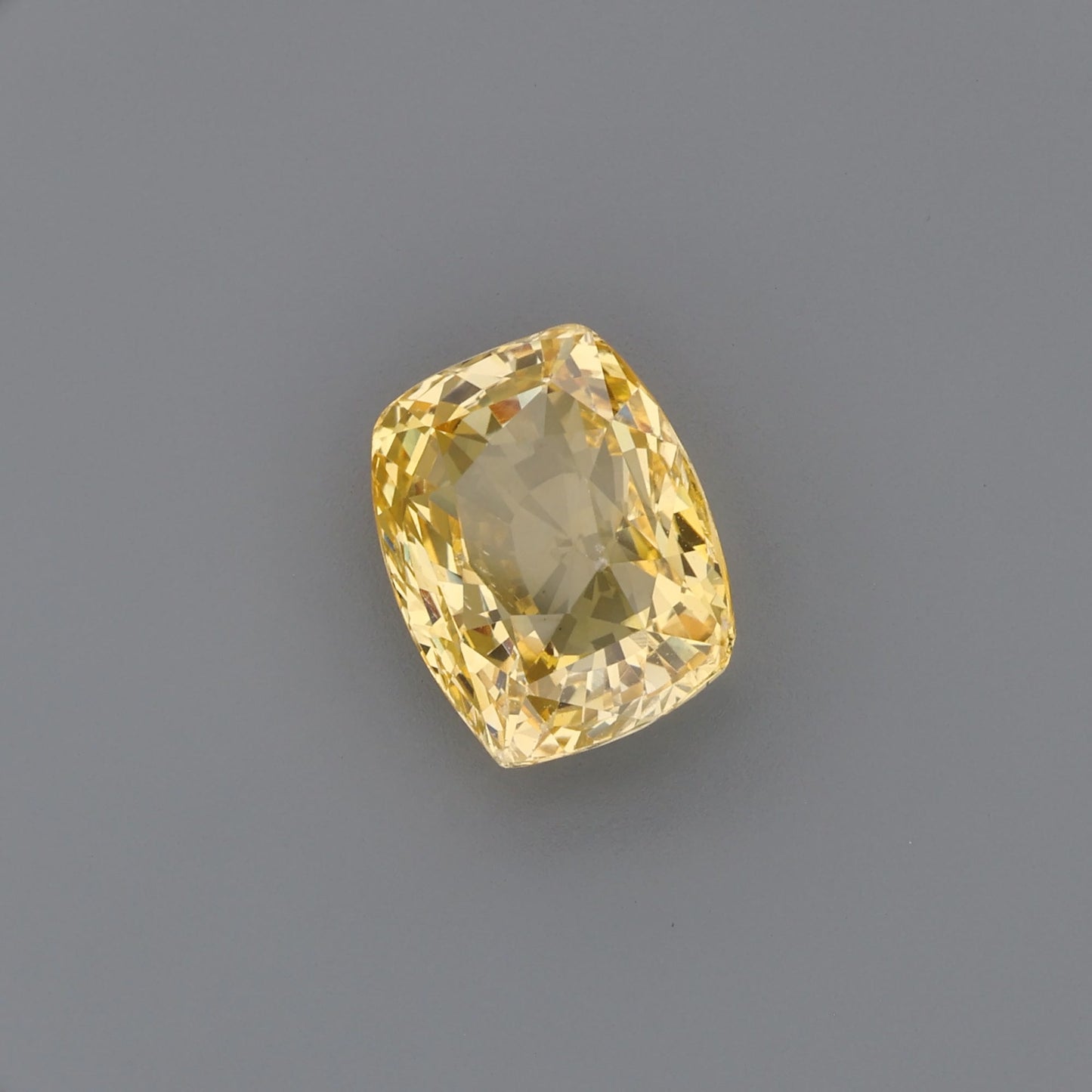 Stunning Lemon Yellow Sapphire Gemstone - Exceptional Cushion Cut Brilliance