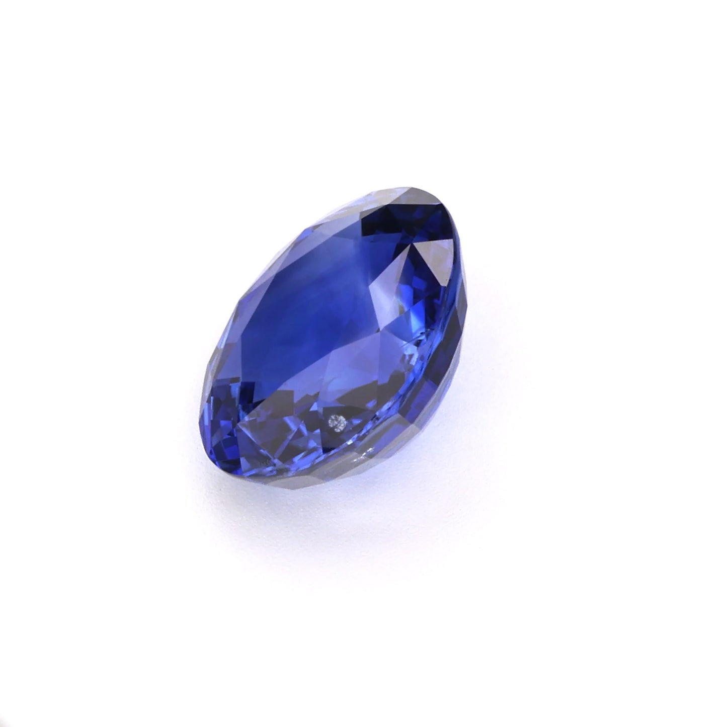 Blue Sapphire | Deep Round Brilliant Cut Gemstone