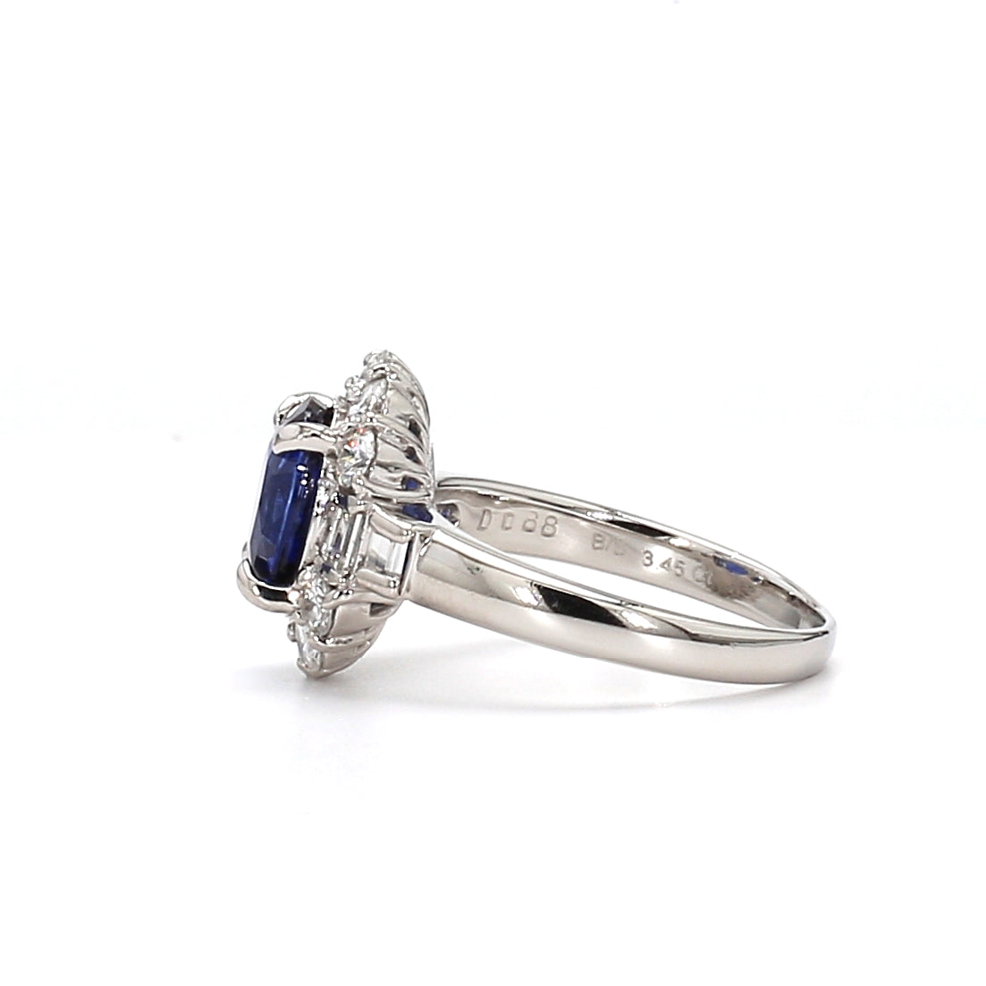 RING24-Vintage-Inspired Blue Sapphire Ring with Baguette Accents
