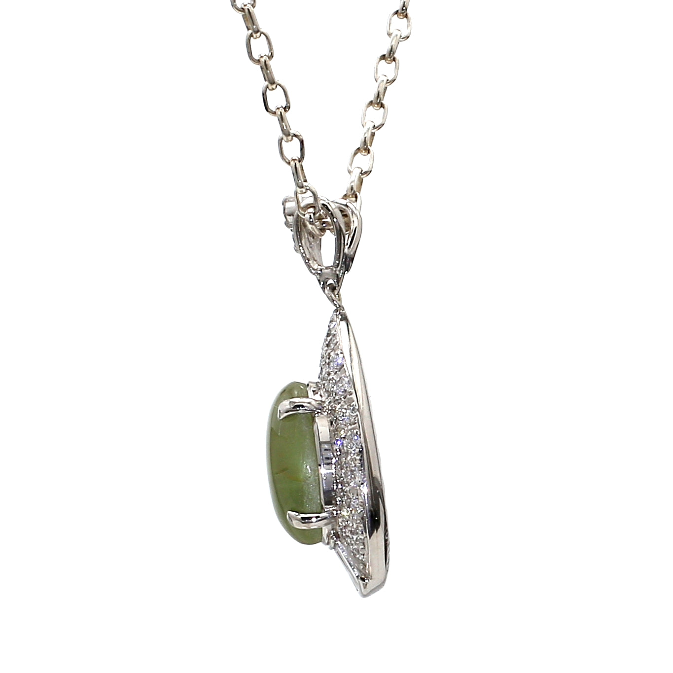 PEN38-Captivating Pear-Shaped Chrysoberyl Cat's Eye and Diamond Pendant
