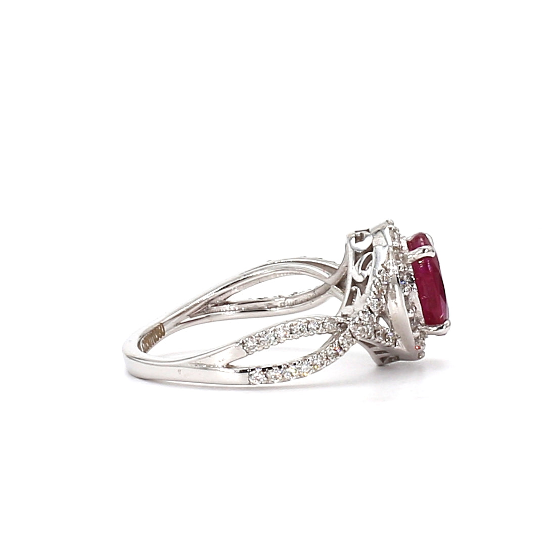 Ruby and Diamond Ring – A Classic Union of Passion and Brilliance