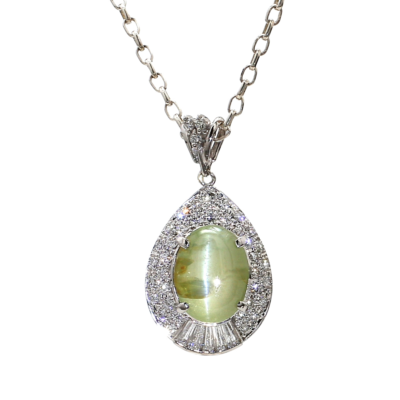 PEN38-Captivating Pear-Shaped Chrysoberyl Cat's Eye and Diamond Pendant