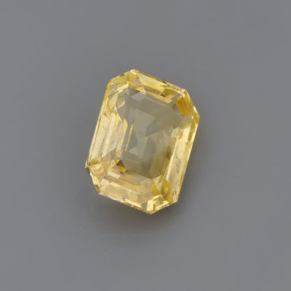 Yellow Sapphire Gemstone - Excellent Brilliance & Durability