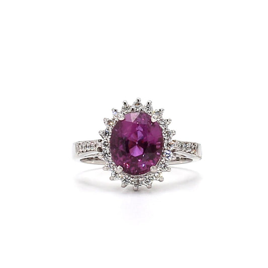 Pink Sapphire Oval Ring – Elegance and Charm in Every Curve