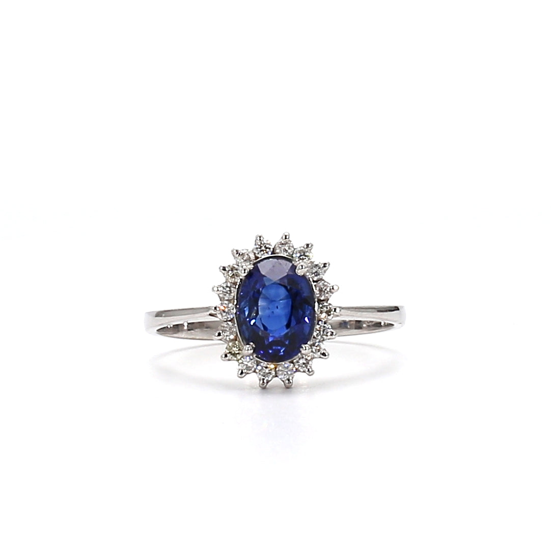 Blue Sapphire Ring – Classic Sophistication in Deep Blue