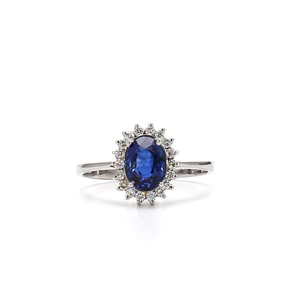 Blue Sapphire Ring – Classic Sophistication in Deep Blue